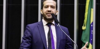 Pré-candidato à Presidência, Janones diz que governo Bolsonaro “ressuscitou” Lula