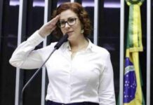 Itália envia questionamentos ao STF sobre sistema prisional antes de decidir extradição de Carla Zambelli