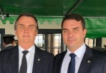 Mendonça multa Flávio Bolsonaro por propaganda contra Lula