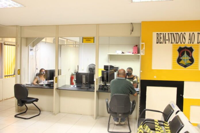 Detran-DF é alvo de vândalos brasilia