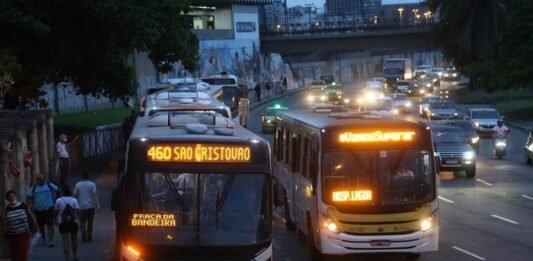 Governo propõe tarifa zero no transporte público