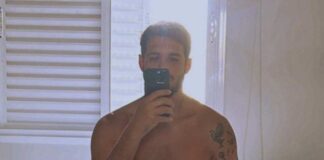 BBB22: Rodrigo Mussi compartilha clique provocante na cama