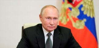 Zelensky rejeita proposta de reunião em Moscou feita por Putin