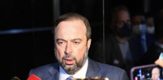 Silveira deve alegar independência do PSD para rejeitar liderança no Senado