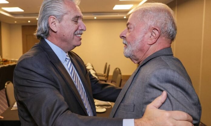 Lula se reúne hoje com presidente argentino e cita parceria antiga politica