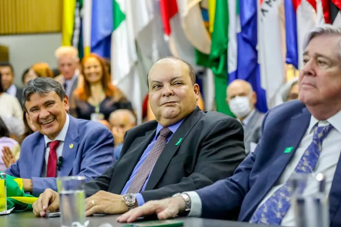 Combate às desigualdades é lembrado por Ibaneis em posse de ministro brasilia