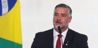 Paulo Pimenta: “Faremos um trabalho permanente de combate às fake news e à desinformação”