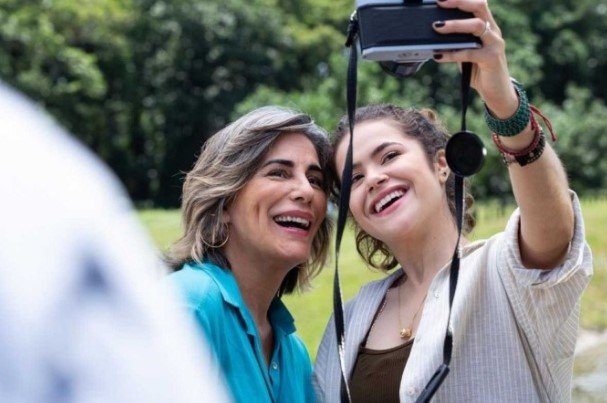 Glória Pires será mãe de Maisa no filme ‘Desapega’, confira o trailer cultura