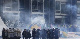 Moraes proíbe a entrada de ônibus com manifestantes no DF