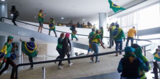 Entidades do setor econômico repudiam invasões aos Três Poderes