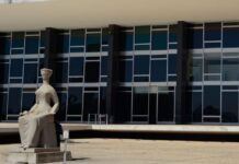 STF suspende ação penal contra governador do Acre por falta de acesso a documentos do Coaf