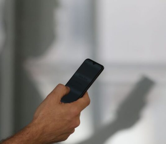 Como usar dois números de WhatsApp no mesmo celular