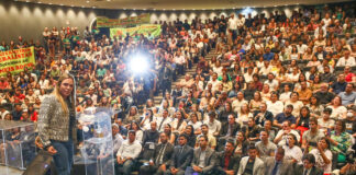 Governadora em exercício assina nomeação de 1.236 novos servidores da Saúde