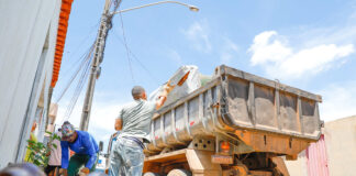 Ação de combate à dengue recolhe lixo das casas em Planaltina e Paranoá