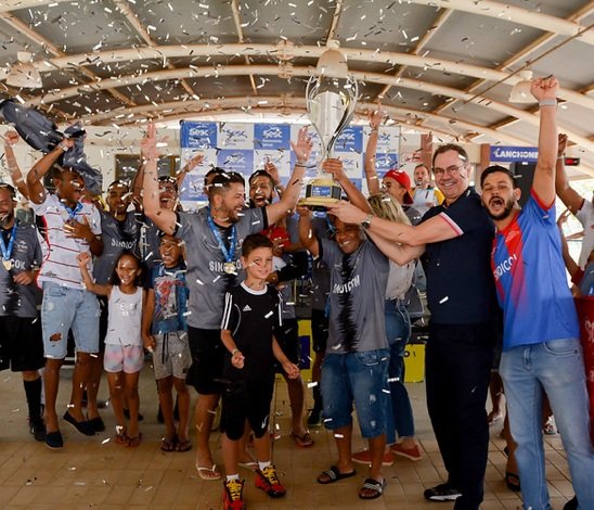 Em final eletrizante, Sindicom conquista taça da 2ª Copa Intersindical Fecomércio-DF
