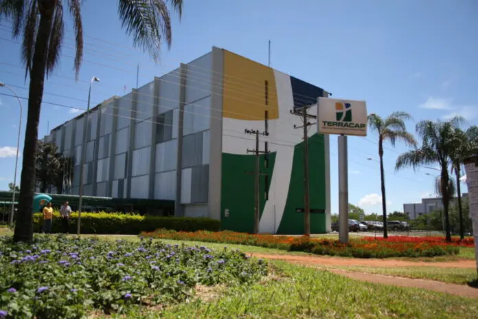 Prazo de regularização de 478 imóveis comerciais termina nesta segunda (6) brasilia