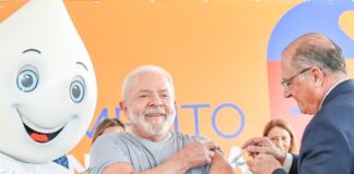 Com Lula vacinado e Zé Gotinha mobilizado, país abre Movimento Nacional pela Vacinação