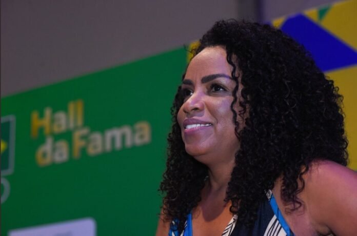 Vôlei: Fofão assume comando da seleção sub-17 feminina esporte
