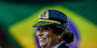 Solenidade oficializa troca de comando no Corpo de Bombeiros Militar do DF