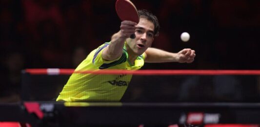 Hugo Calderano estreia com vitória no Smash Europe