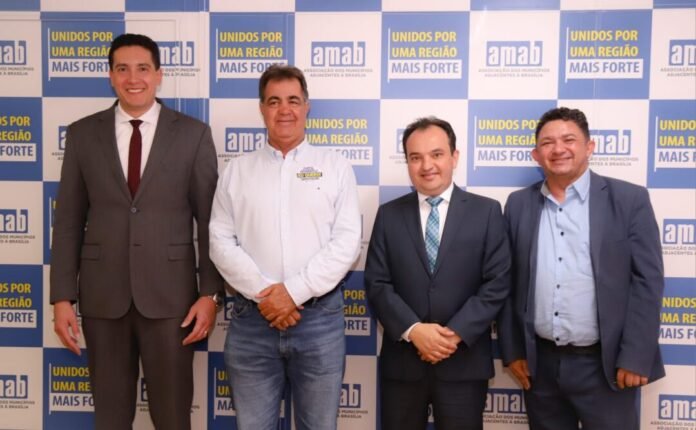 Pábio Mossoró é reeleito presidente da AMAB Brasília