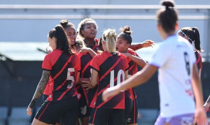 Athletico-PR e Grêmio vencem pela 4ª rodada do Brasileiro Feminino esporte
