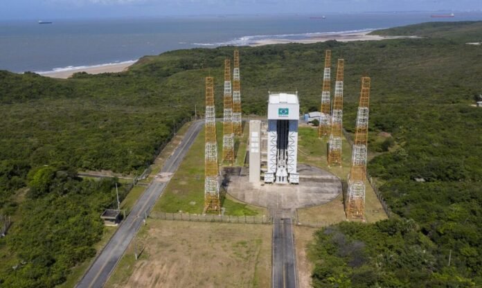 Foguete sul-coreano é lançado a partir da Base de Alcântara mundo