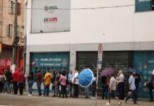 Mulheres negras jovens ainda enfrentam os maiores desafios no mercado de trabalho brasileiro