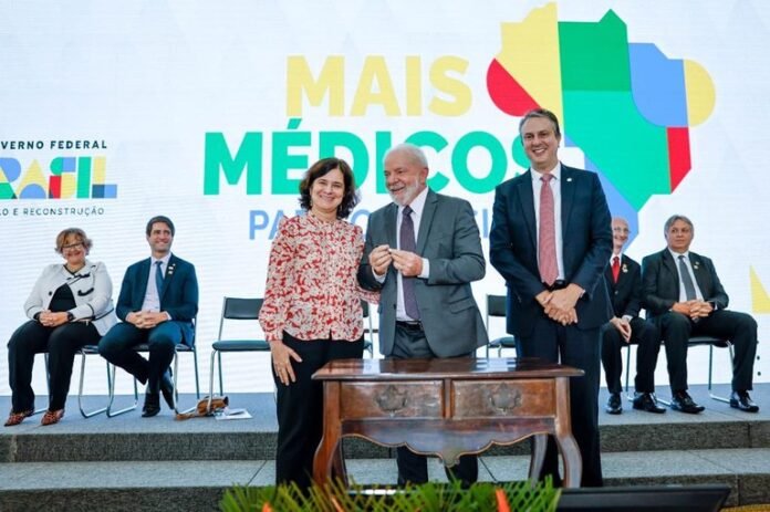 Lula: “Só quem mora na periferia ou no interior sabe o que é a ausência de um médico” politica