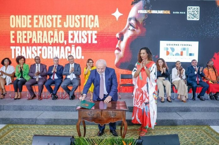 Governo determina reserva de 30% de cargos de confiança para pessoas negras politica