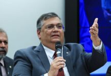 Dino suspende trecho de projeto que revalida emendas do orçamento secreto