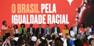 Lula titula áreas quilombolas após quatro anos de paralisação