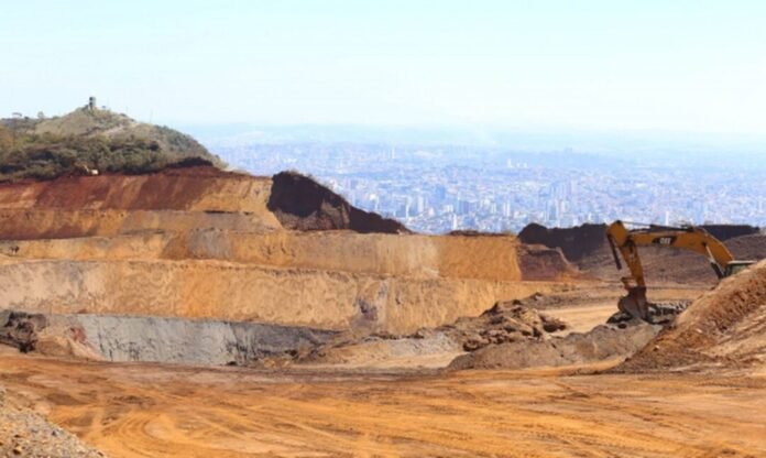 Serra do Curral: Iphan retirou aval à mineradora ao detectar falhas mundo