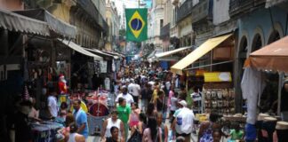 Confiança do empresário sobe 0,6 ponto em fevereiro, diz FGV