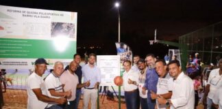 Quadra de esportes da velha vila guaíra é inaugurada