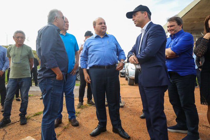 Asfalto para pista do autódromo começa a ser testado brasilia