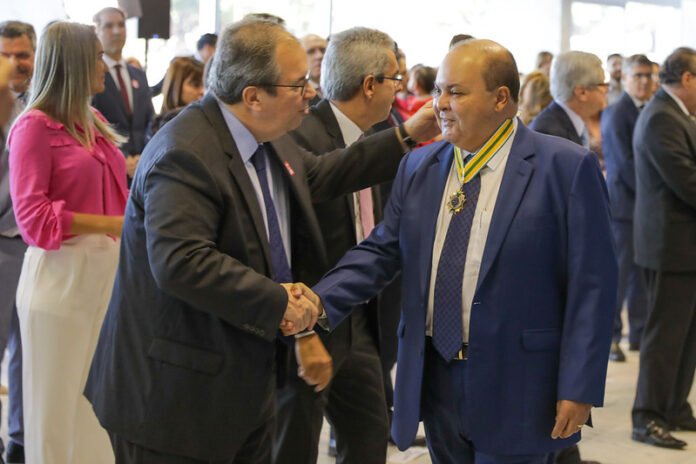Autoridades são agraciadas com Medalha Mérito da Procuradoria-Geral do DF brasilia