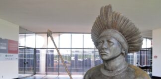 Brasília sedia mobilização indígena contra aquecimento global