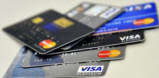 Juros do cartão de crédito rotativo sobem para 429,5%