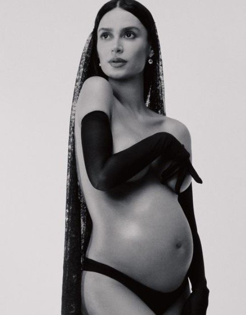 Thaila Ayala registra segunda gestação em ensaio encantador de topless cultura