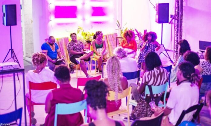 LGBTQIA+ negros relatam agressões recorrentes na internet mundo