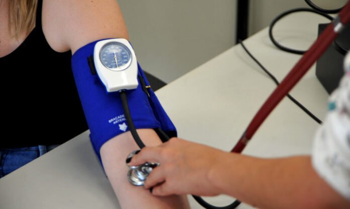 Especialistas mostram como prevenir a hipertensão arterial saude pressao