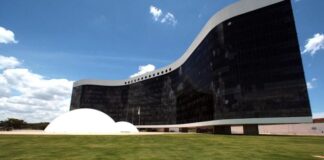 TSE inicia destruição e reciclagem de 195 mil urnas eletrônicas fora de uso