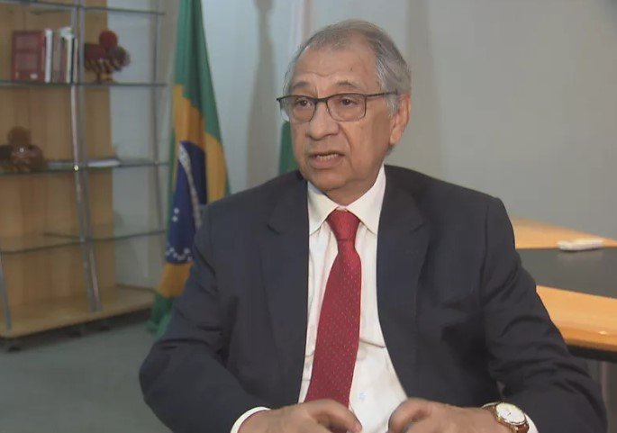 STJ inocenta ex-chefe da Casa Civil e ex-secretário de Educação do DF justiça