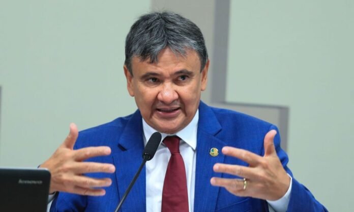 Tirar Brasil do Mapa da Fome é meta do governo, diz ministro no Senado politica