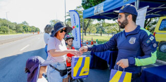 Maio Amarelo celebra o Dia das Mães no Eixão Norte