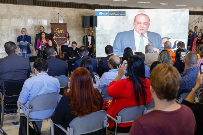 Nomeados 80 professores e tutores para a Universidade do Distrito Federal brasilia