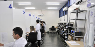 Resolução que permite prescrição de medicamentos por farmacêuticos gera embate com entidades médicas