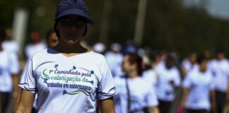 Profissionais da enfermagem fazem ato por valorização da categoria