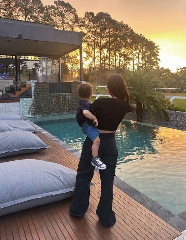 Bianca Andrade compra mansão de luxo em São Paulo com aquário de tubarões cultura